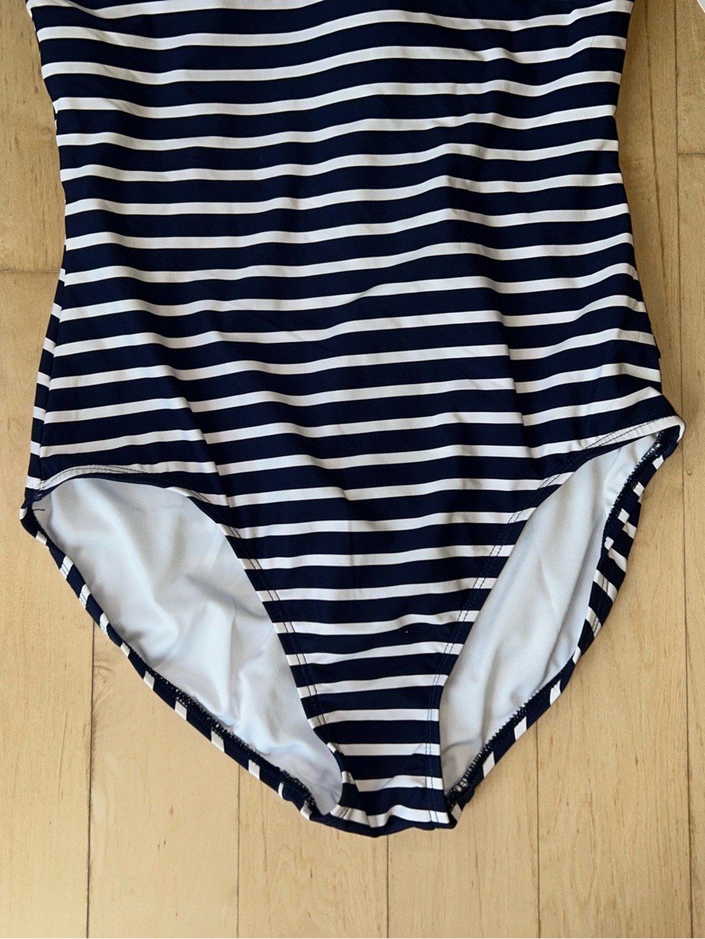 Lands' End Women’s One Piece Horizontal Stripe Swimsuit Navy/White Medium NWT - Picture 11 of 14